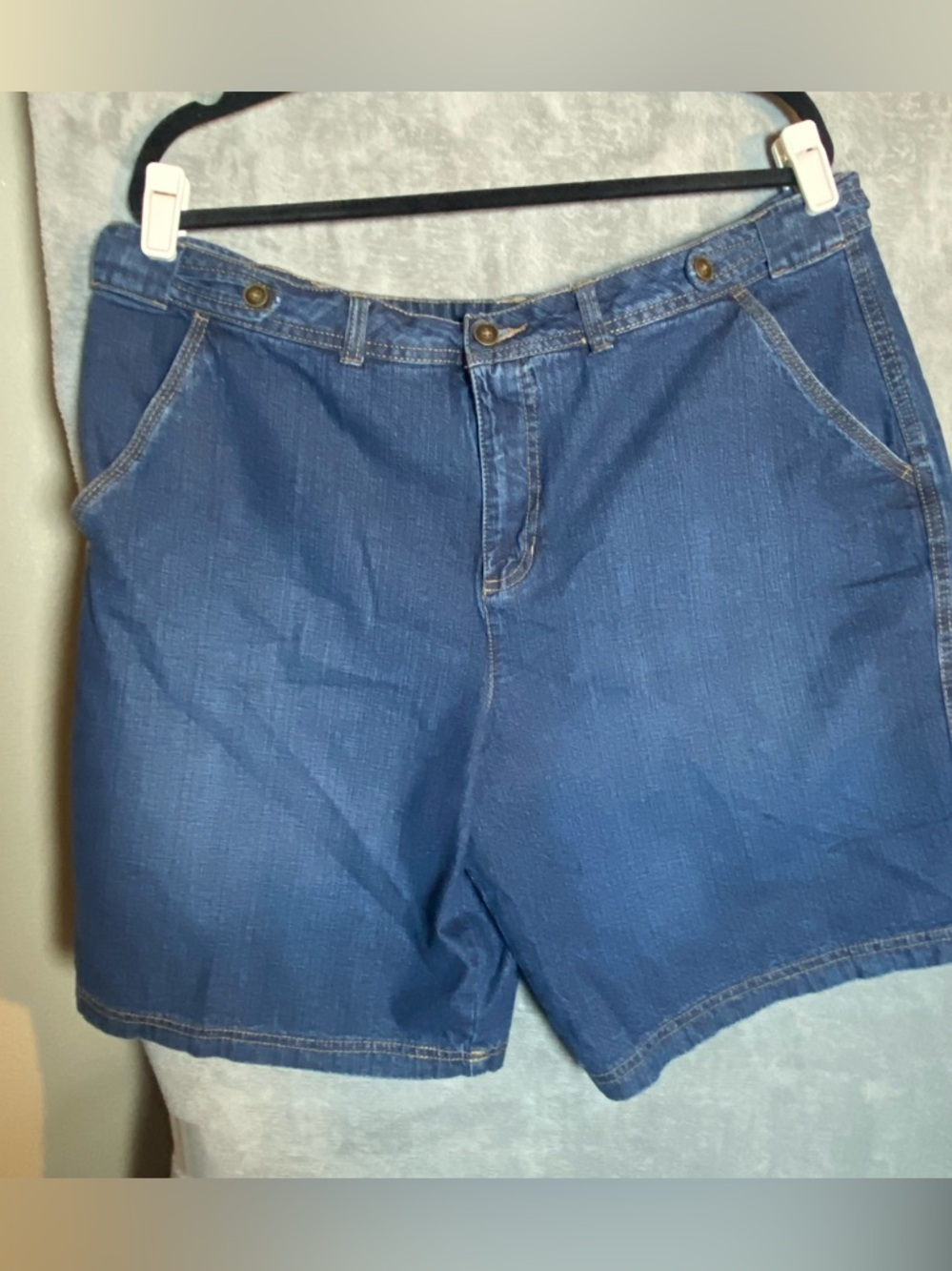 Faded glory shorts Bermuda summer casual size 18 cotton
